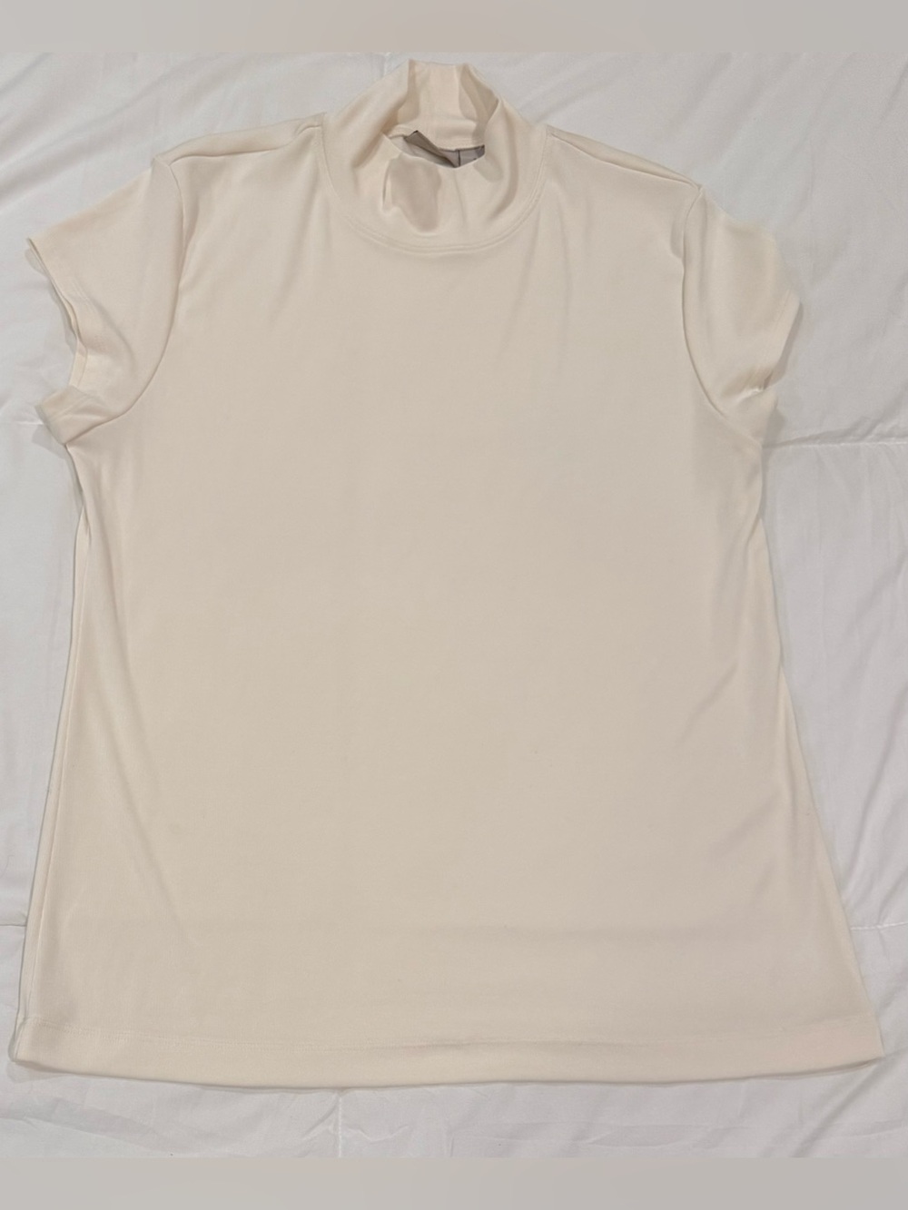Chico’s Easy Wear Mock Neck Short Sleeve Top - Cream / Off-White - Size 1